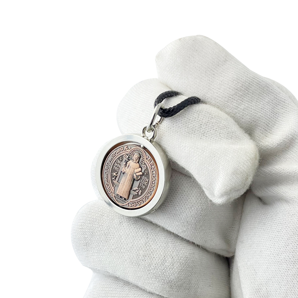 New St Benedict Medal Necklace - Necklace Pendant ulasan dan harga